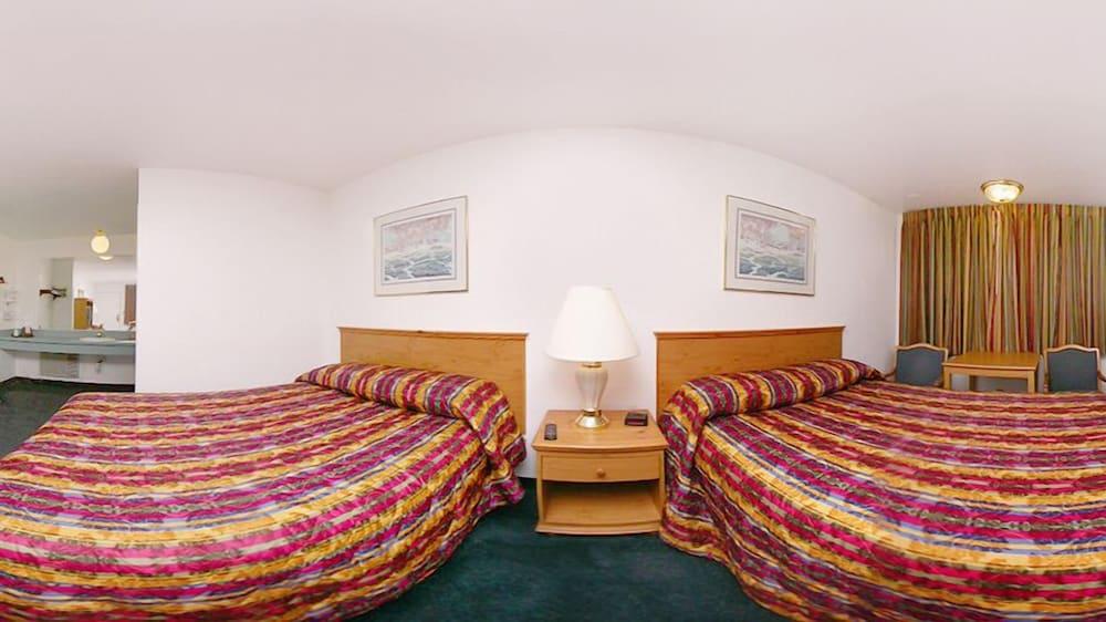 Rodeway Inn Олбани Экстерьер фото